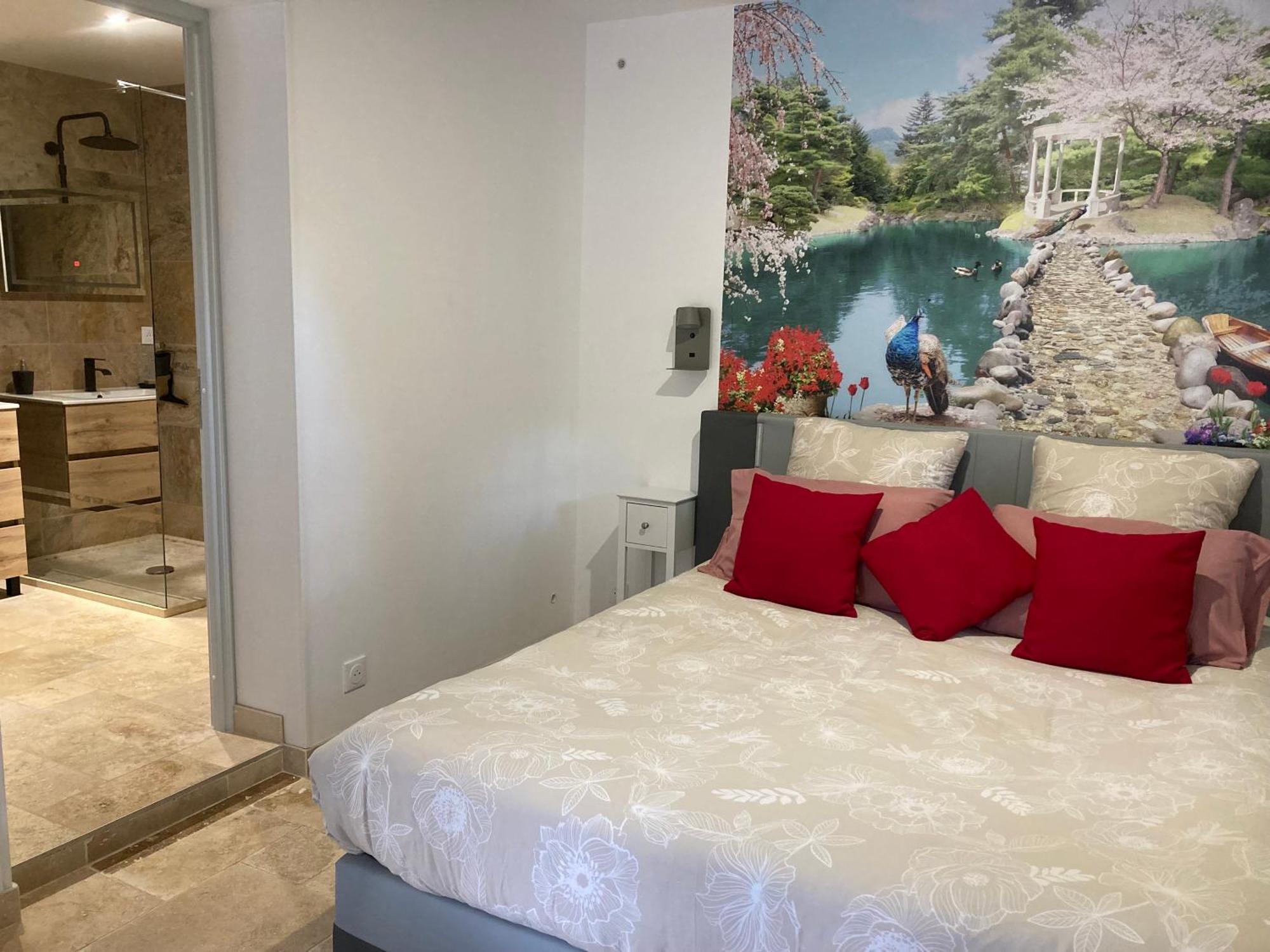 Le Studio D Aurelie Avec Spa Ete En Pleine Campagne Et Proche De Toute Commodite Roquemaure  Εξωτερικό φωτογραφία