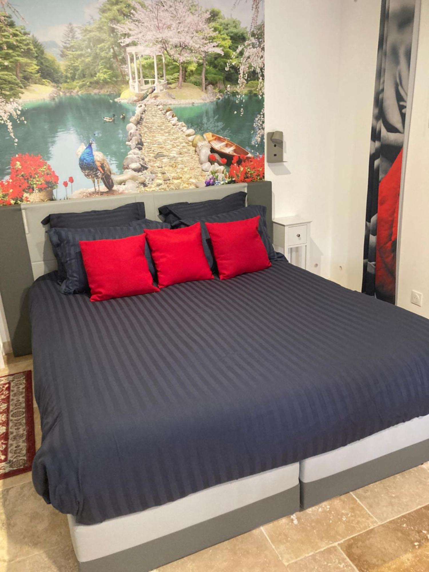 Le Studio D Aurelie Avec Spa Ete En Pleine Campagne Et Proche De Toute Commodite Roquemaure  Εξωτερικό φωτογραφία